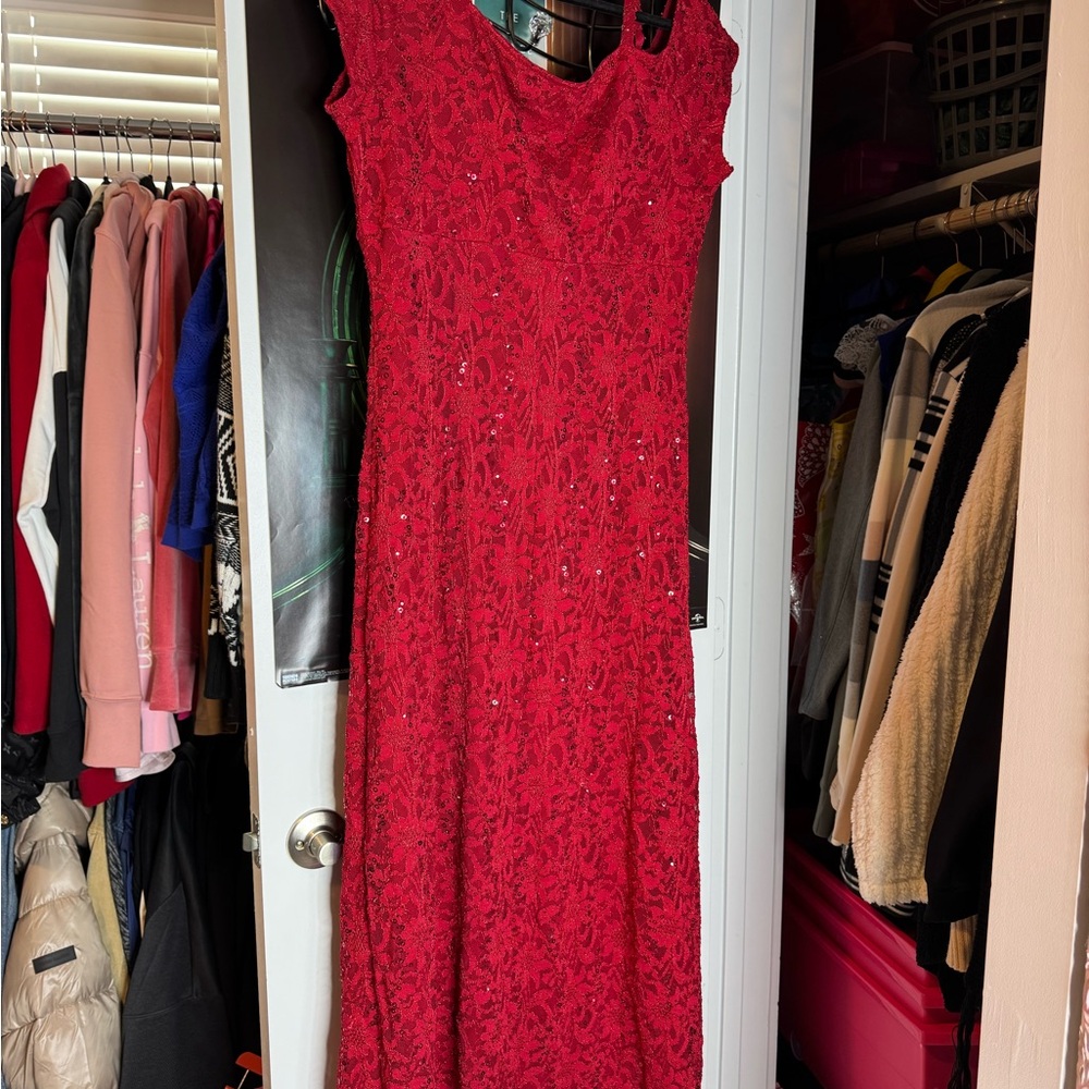 Elegant Red Lace Dress